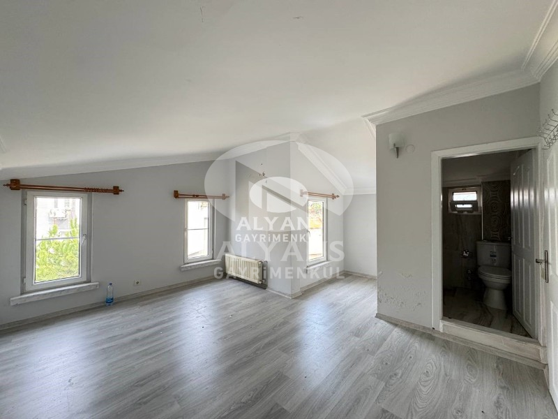 ALYANS'TAN YEŞİLE DOYACAĞINIZ ÖZEL BAHÇELİ MASRAFSIZ TRİPLEX 5+2