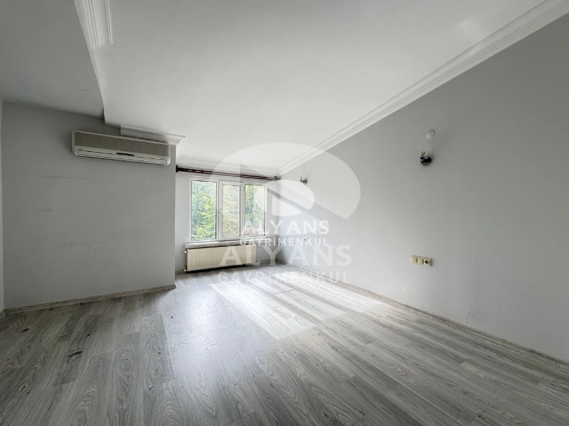 ALYANS'TAN YEŞİLE DOYACAĞINIZ ÖZEL BAHÇELİ MASRAFSIZ TRİPLEX 5+2