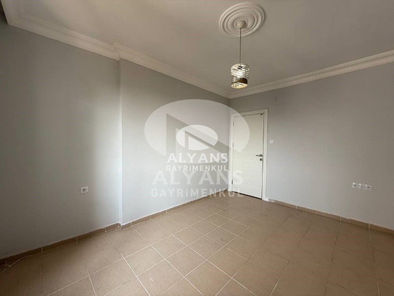 ALYANSTAN DENİZE YÜRÜME MESAFESİNDE SİTE İÇİ BAĞIMSIZ MUTFAK 3+1