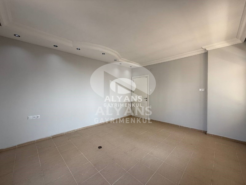 ALYANSTAN DENİZE YÜRÜME MESAFESİNDE SİTE İÇİ BAĞIMSIZ MUTFAK 3+1