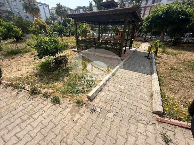 ALYANSTAN DENİZE YÜRÜME MESAFESİNDE SİTE İÇİ BAĞIMSIZ MUTFAK 3+1