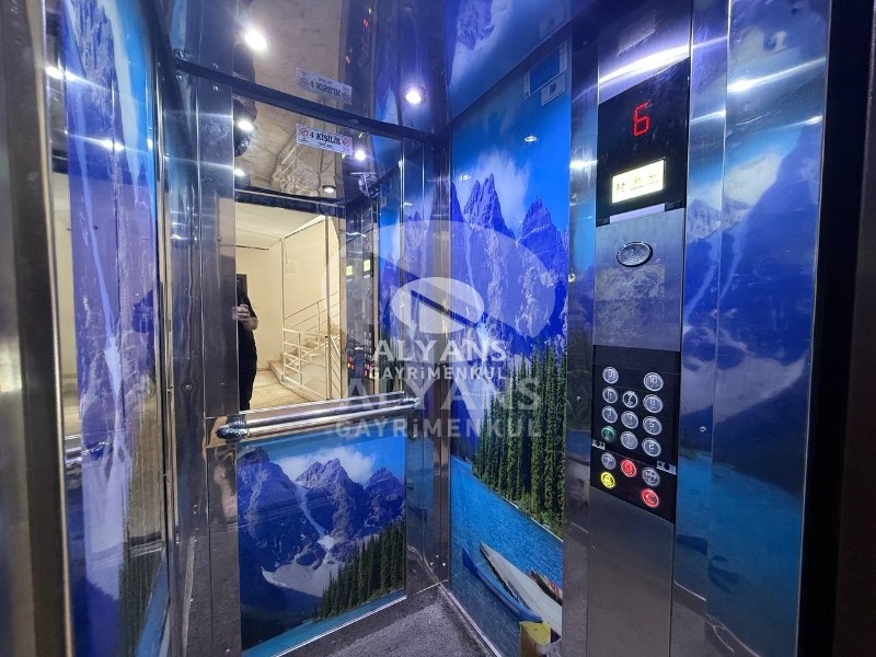 ALYANSTAN DENİZE YÜRÜME MESAFESİNDE SİTE İÇİ BAĞIMSIZ MUTFAK 3+1