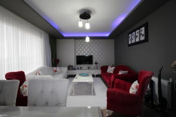 ASLAN'DAN MEZİTLİ'DE YÜKSEK KAT, FERAH CEPHELİ, 3+1 FIRSAT DAİRE