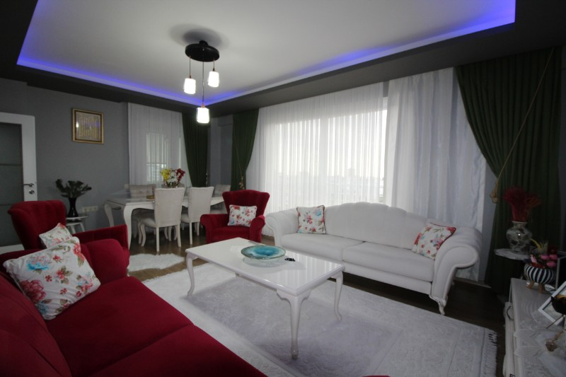 ASLAN'DAN MEZİTLİ'DE YÜKSEK KAT, FERAH CEPHELİ, 3+1 FIRSAT DAİRE