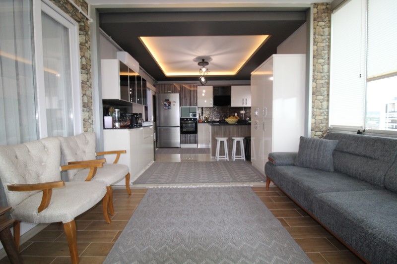 ASLAN'DAN MEZİTLİ'DE YÜKSEK KAT, FERAH CEPHELİ, 3+1 FIRSAT DAİRE