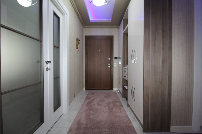 ASLAN'DAN MEZİTLİ'DE YÜKSEK KAT, FERAH CEPHELİ, 3+1 FIRSAT DAİRE