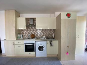 EFELER MAHALLESİ’NDE SATILIK 1+1 EŞYALI HAVUZLU ARA KAT DAİRE FİYAT: 3.650.000TL