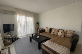 EFELER MAHALLESİ’NDE SATILIK 1+1 EŞYALI HAVUZLU ARA KAT DAİRE FİYAT: 3.650.000TL