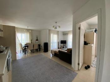 EFELER MAHALLESİ’NDE SATILIK 1+1 EŞYALI HAVUZLU ARA KAT DAİRE FİYAT: 3.650.000TL