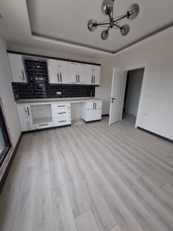 CUMHURİYET MAHALLESİ’NDE SATILIK 2+1 ARA KAT DAİRE  Fiyat: 4.250.000 TL