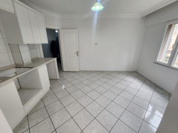 ÇAMLIK MAHALLESİ’NDE SATILIK 2+1 AÇIK MUTFAK DAİRE | DENİZE YÜRÜME MESAFESİNDE  Fiyat: 4.350.000 TL