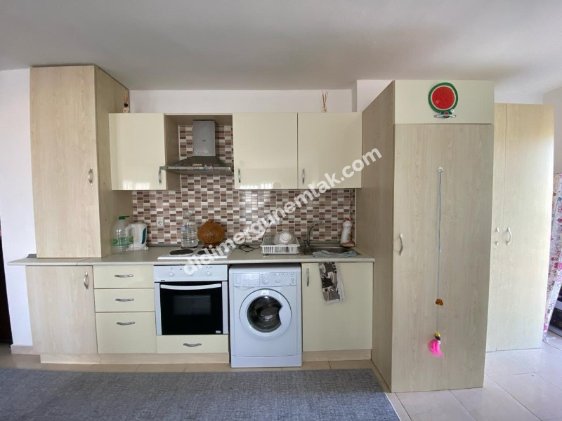 EFELER MAHALLESİ’NDE SATILIK 1+1 EŞYALI HAVUZLU ARA KAT DAİRE FİYAT: 3.650.000TL