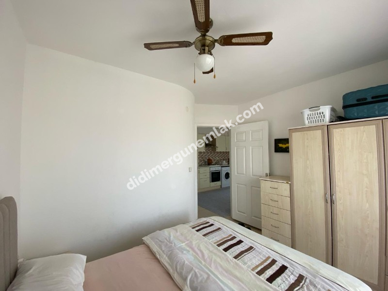 EFELER MAHALLESİ’NDE SATILIK 1+1 EŞYALI HAVUZLU ARA KAT DAİRE FİYAT: 3.650.000TL