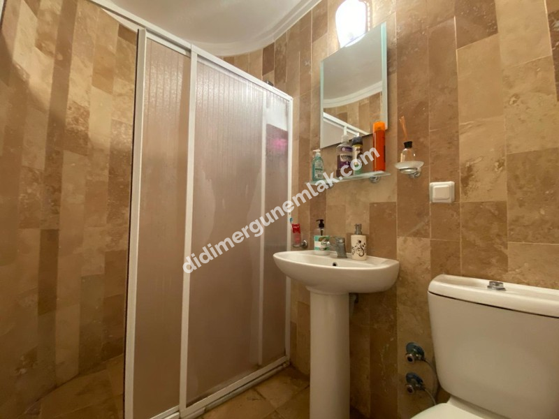 EFELER MAHALLESİ’NDE SATILIK 1+1 EŞYALI HAVUZLU ARA KAT DAİRE FİYAT: 3.650.000TL