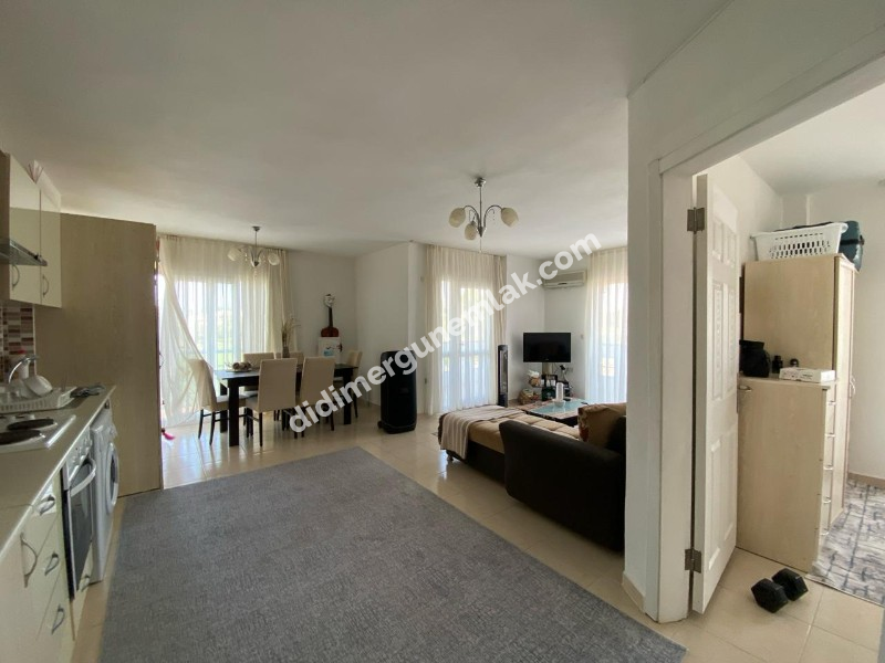 EFELER MAHALLESİ’NDE SATILIK 1+1 EŞYALI HAVUZLU ARA KAT DAİRE FİYAT: 3.650.000TL