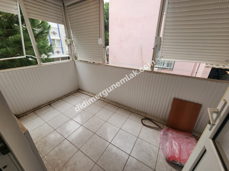 ÇAMLIK MAHALLESİ’NDE SATILIK 2+1 AÇIK MUTFAK DAİRE | DENİZE YÜRÜME MESAFESİNDE  Fiyat: 4.350.000 TL