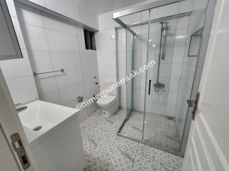 ÇAMLIK MAHALLESİ’NDE SATILIK 2+1 AÇIK MUTFAK DAİRE | DENİZE YÜRÜME MESAFESİNDE  Fiyat: 4.350.000 TL