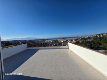 KUŞADASINDA ÖZEL HAVUZLU GENİŞ BAHÇELİ FUL DENİZ MANZARALI 3+1 VİLLA