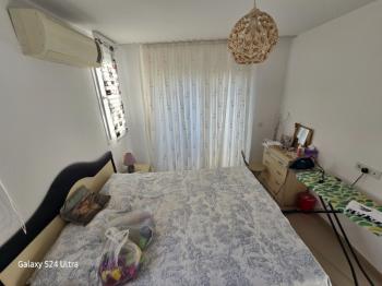 KUŞADASINDA ÖZEL HAVUZLU GENİŞ BAHÇELİ FUL DENİZ MANZARALI 3+1 VİLLA