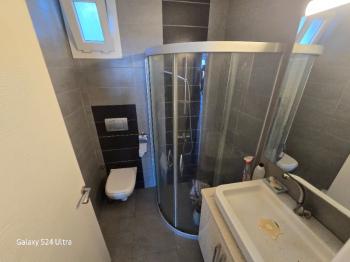 KUŞADASINDA ÖZEL HAVUZLU GENİŞ BAHÇELİ FUL DENİZ MANZARALI 3+1 VİLLA