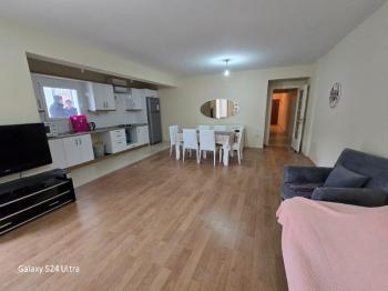 KUŞADASINDA GENİŞ MERKEZE YAKIN DOĞALGAZLI 3+1 SATILIK DAİRE