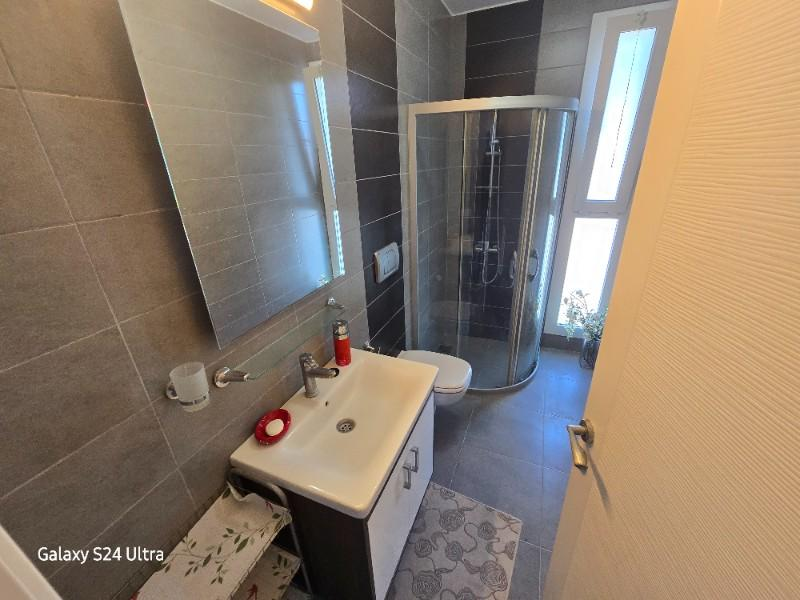 KUŞADASINDA ÖZEL HAVUZLU GENİŞ BAHÇELİ FUL DENİZ MANZARALI 3+1 VİLLA