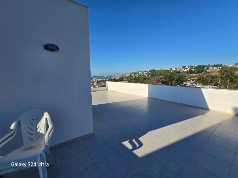 KUŞADASINDA ÖZEL HAVUZLU GENİŞ BAHÇELİ FUL DENİZ MANZARALI 3+1 VİLLA