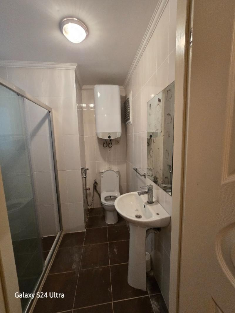 KUŞADASINDA GENİŞ MERKEZE YAKIN DOĞALGAZLI 3+1 SATILIK DAİRE