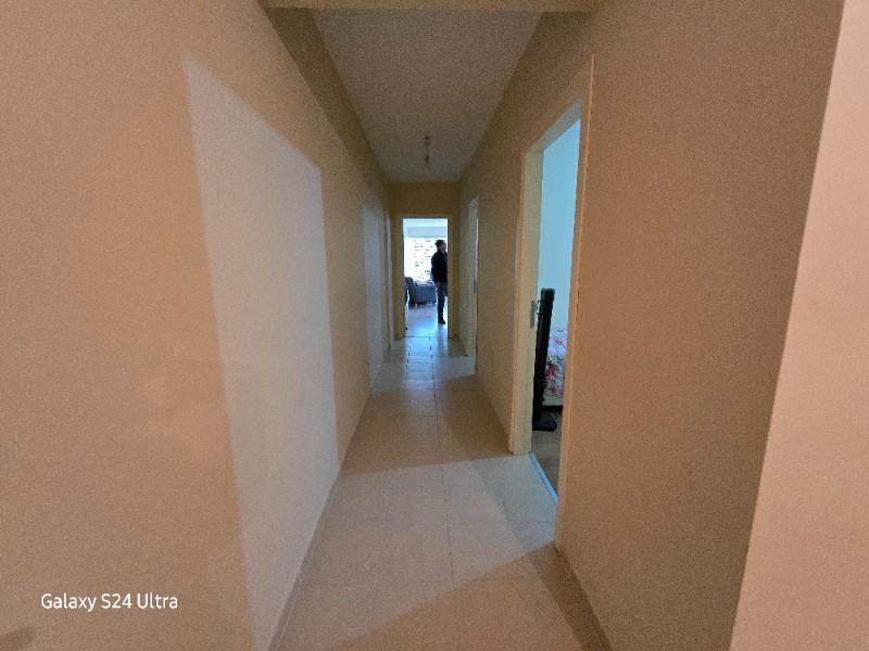 KUŞADASINDA GENİŞ MERKEZE YAKIN DOĞALGAZLI 3+1 SATILIK DAİRE