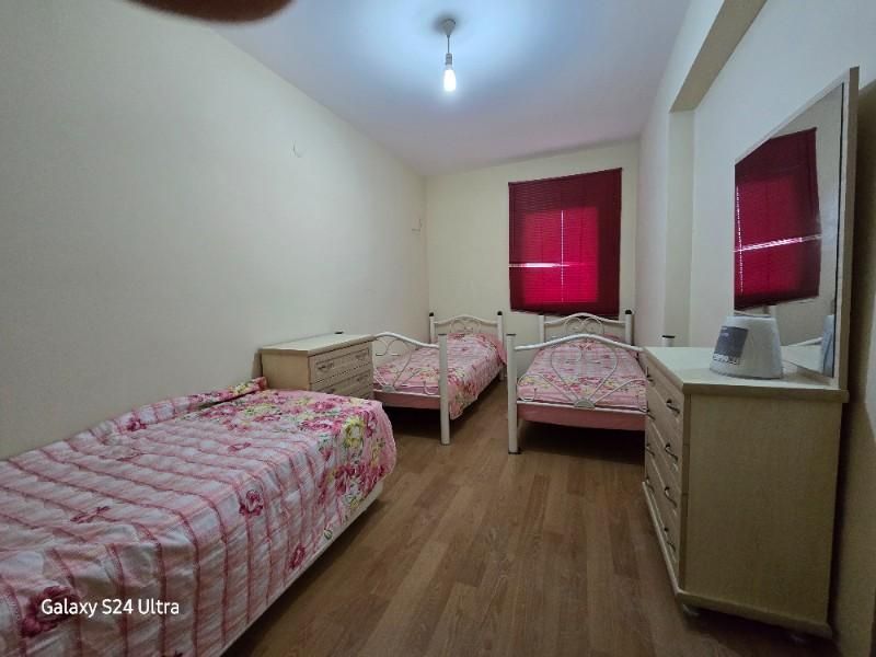 KUŞADASINDA GENİŞ MERKEZE YAKIN DOĞALGAZLI 3+1 SATILIK DAİRE