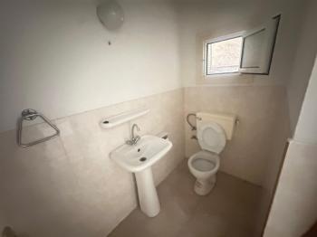 KIZILBAŞ'TA AYLIK ÖDEMELİ KİRALIK TİCARİ İŞ YERİ 