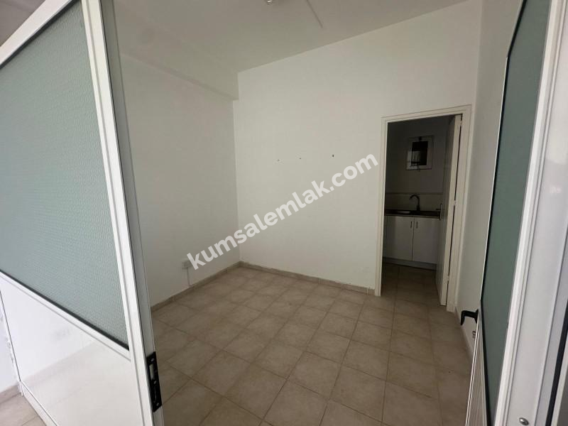 KIZILBAŞ'TA AYLIK ÖDEMELİ KİRALIK TİCARİ İŞ YERİ 