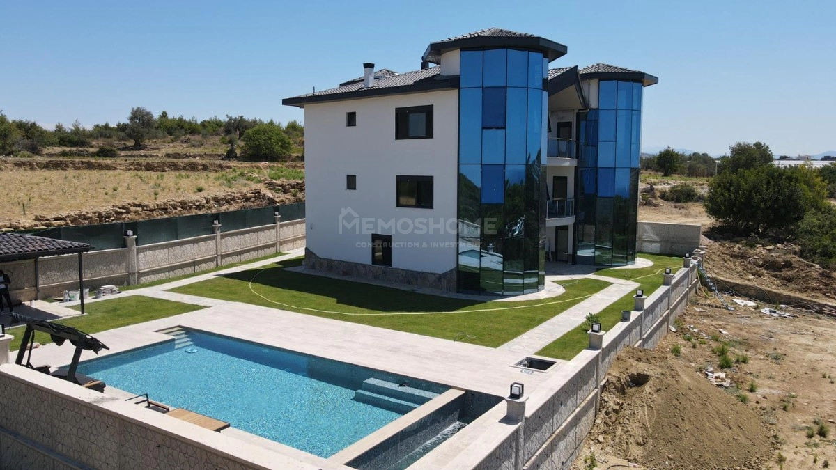 Luxuriöse Smart-Home-Villa in Incekum