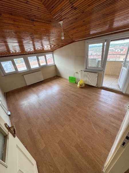 Akşemsettin'de 4+1 Boş Satılık Dubleks