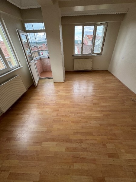 Akşemsettin'de 4+1 Boş Satılık Dubleks