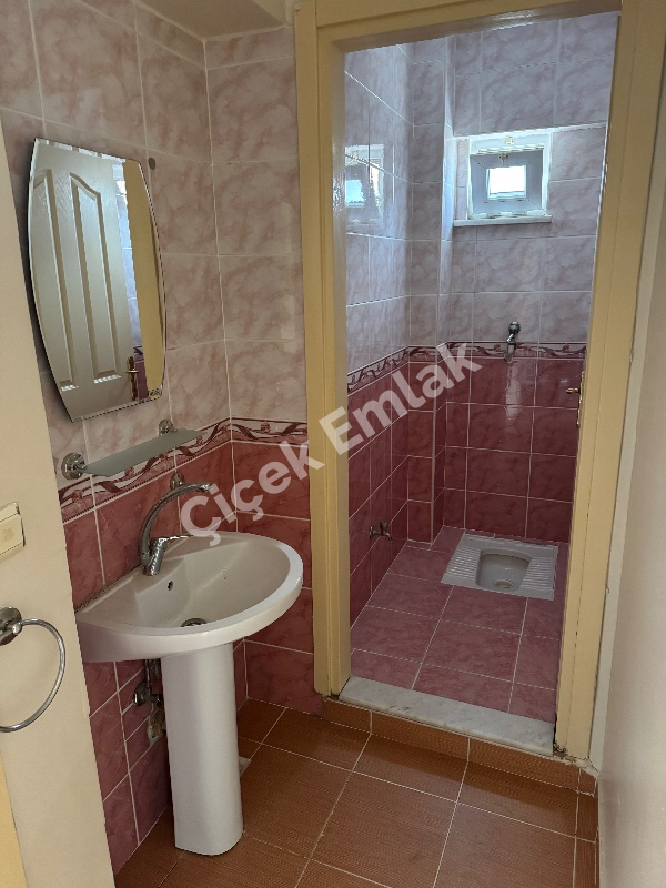 Akşemsettin'de 4+1 Boş Satılık Dubleks