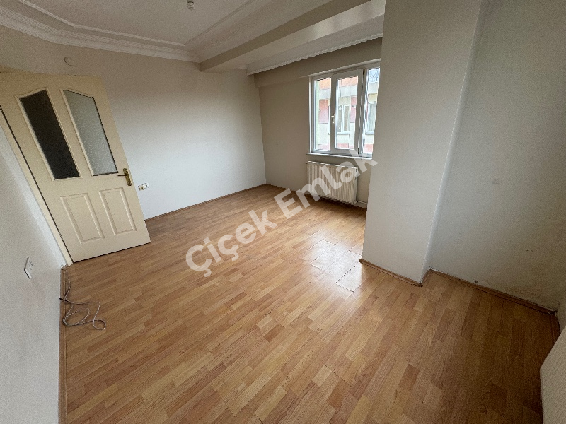 Akşemsettin'de 4+1 Boş Satılık Dubleks