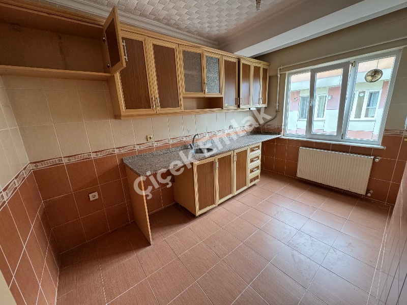 Akşemsettin'de 4+1 Boş Satılık Dubleks