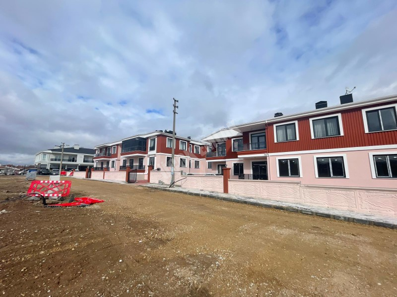 AFYON ÜÇOK EMLAKTAN FATİH MAH SATILIK SIFIR 3+1 LÜX GÜNEY CEPHE DAİRE