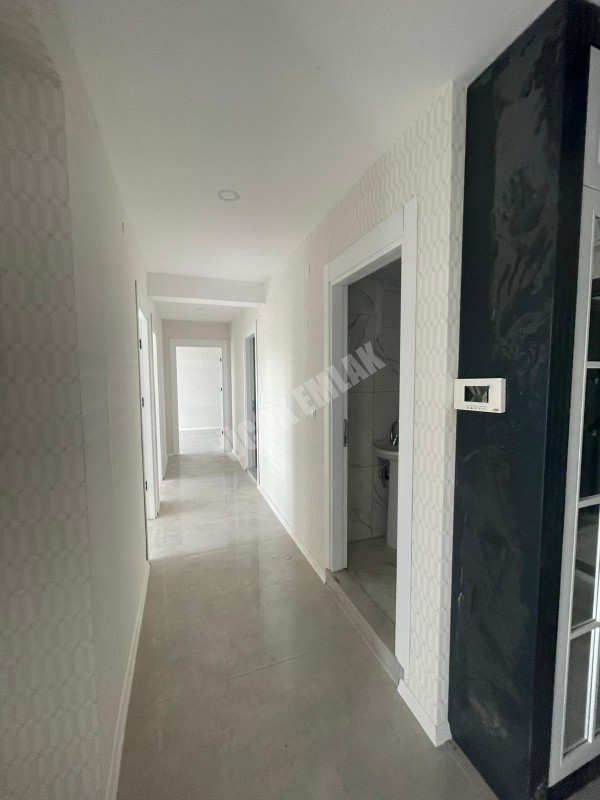 AFYON ÜÇOK EMLAKTAN FATİH MAH SATILIK SIFIR 3+1 LÜX GÜNEY CEPHE DAİRE