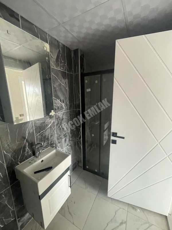 AFYON ÜÇOK EMLAKTAN FATİH MAH SATILIK SIFIR 3+1 LÜX GÜNEY CEPHE DAİRE