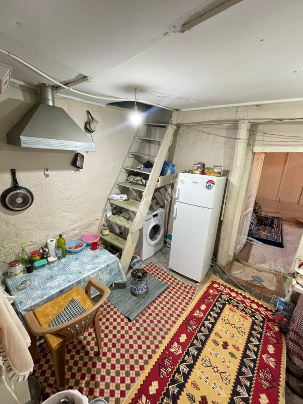 AFYON ÜÇOK EMLAKTAN BURMALI MAH SATILIK 2+1 65M²  MÜSTAKİL EV