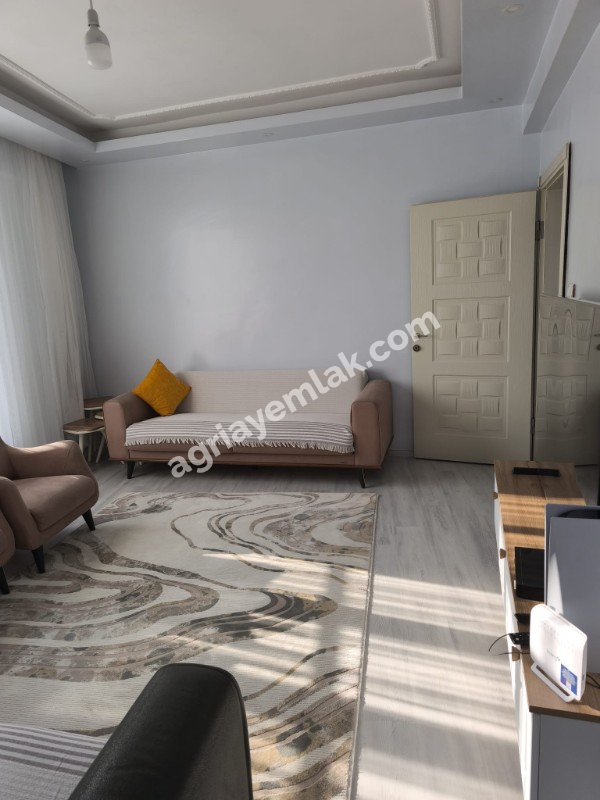 ESKİ KÜTÜPHANE YANINDA GÜNEY DOĞU CEPHELİ 4. KAT 150M2 SATILIK 3+1 DAİRE
