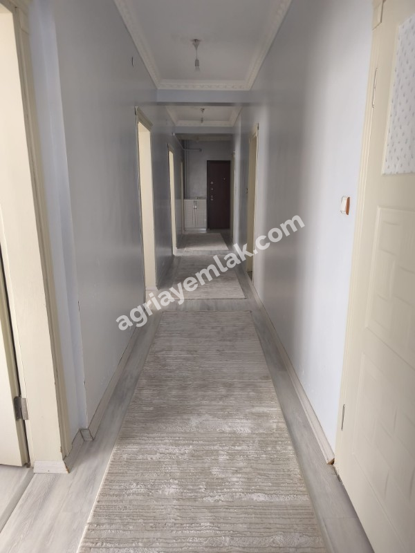 ESKİ KÜTÜPHANE YANINDA GÜNEY DOĞU CEPHELİ 4. KAT 150M2 SATILIK 3+1 DAİRE