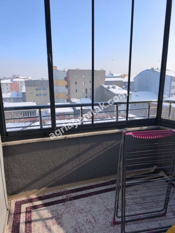 ESKİ KÜTÜPHANE YANINDA GÜNEY DOĞU CEPHELİ 4. KAT 150M2 SATILIK 3+1 DAİRE