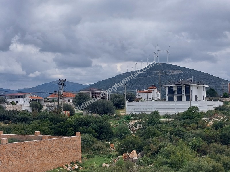 DİDİM YEŞİLTEPEDE SATILIK 700M2 İMARLI ARSA