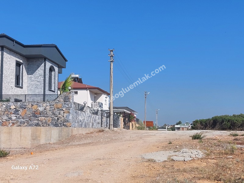 DİDİM YEŞİLTEPEDE SATILIK 700M2 İMARLI ARSA