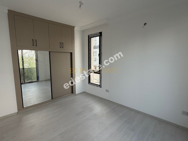 Lefkoşa Marmara Bölgesinde Ebeveyn Banyolu Satılık 2+1 Daireler