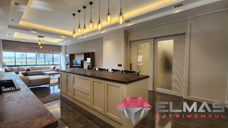 Elmas’tan M.Kemal’de Marka Projede Eşi Benzeri Olmayan Dev Metraj 5+1 !