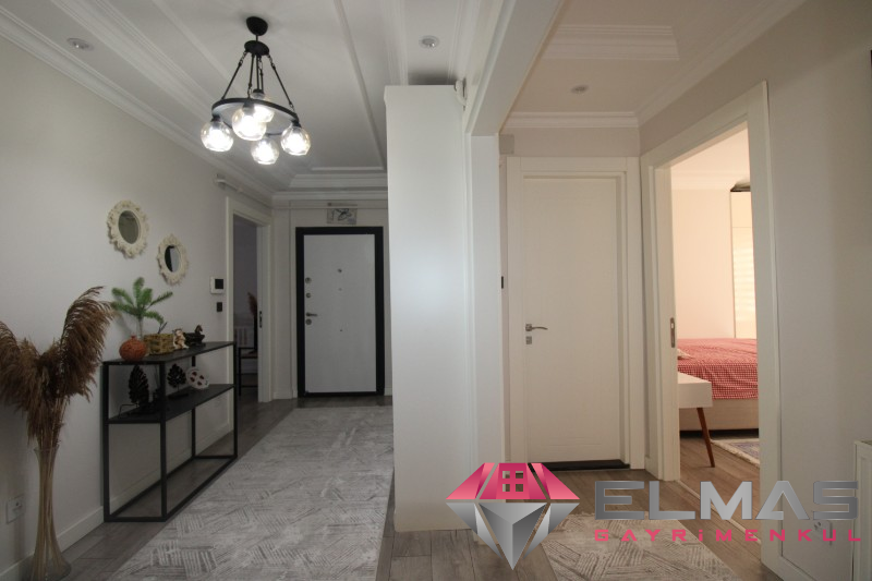 Elmas'tan Viranşehir'de Full Ekstralı,Havuzlu,Bağımsız Mutfak 4+1